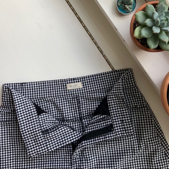 Brandy Melville Gingham Skirt - Picture 3 of 3